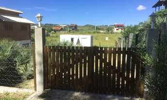 Imagem 4: Casa container na praia da Ribanceira