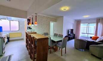 Imagem 2: 04 DORMITÓRIOS, 02 QUADRAS DA PRAIA COM SERVIÇO DE PRAIA!