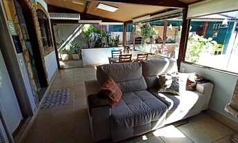 Imagem 6: Vendo ótima casa, linear, reformada! Imóvel construído com materiais de alta qualidade, pa