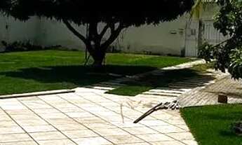 Imagem 7: Casa com uma área/2 enorme. ?