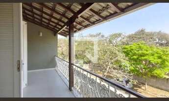 Imagem 3: Casa à Venda - Havaí, 3 Quartos, 290 m2