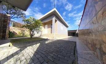 Imagem 2: Casa com pavilhão no bairro Próspera, Criciúma