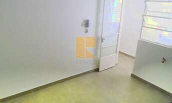 Imagem 6: Apartamento de dois dormitórios,reformado,com elevador,no Bom Retiro