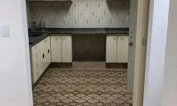 Imagem 7: Casa no Setor dos Funcionários Casa de Rua com 4 Quarto(s) e 3 banheiro(s) à Venda, 204.00