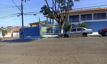 Imagem 4: Sobrado para locação, 04 quartos (01 suíte), Lavabo, Piscina, Churrasqueira, 365 m² Útil