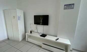 Imagem 2: Alugo um lindo Apartamento Mobiliado 2 quartos, Elevador, Piscina, Varanda Buraquinho - L