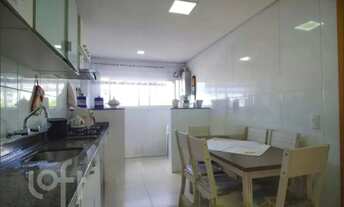 Imagem 6: Apartamento à venda em Vila Ipiranga com 103 m², 2 quartos, 1 suíte, 2 vagas