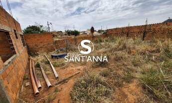 Imagem: Terreno à venda no bairro Maria Teresa