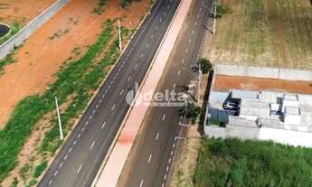 Imagem 2: Terreno disponível para venda 325 m² no bairro Novo Mundo em Uberlândia-MG