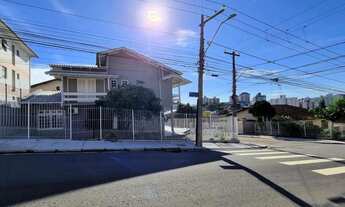 Imagem 5: Casa em Capoeiras 04 quatro sendo duas suites com área de 320 m2