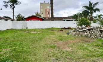 Imagem 4: Terreno em frente ao Bosque Municipal de Pinhais