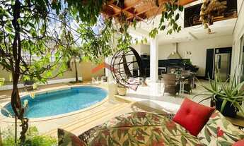 Imagem: Casa de condomínio em Avenida Irineu Bastos