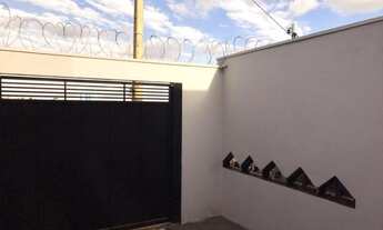 Imagem 3: Casa para Venda em Uberlândia, Shopping Park, 2 dormitórios, 1 banheiro, 1 vaga