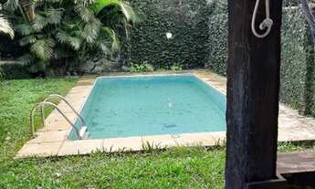 Imagem 3: Casa com 3 quartos (1 suíte), 430m² e 4 vagas de garagem em Jardim Isabel - Porto Alegre