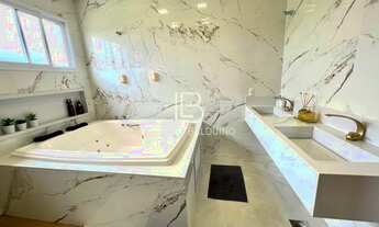 Imagem 2: Sobrado com 283 m² no Parqville Jacarandá