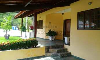 Imagem 2: Casa de condomínio térrea para venda tem 131 metros quadrados com 3 quartos