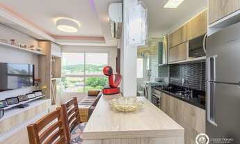 Imagem 3: Apartamento para venda possui 72m² semi mobiliado com 3 quartos em Cavalhada - Porto Alegr