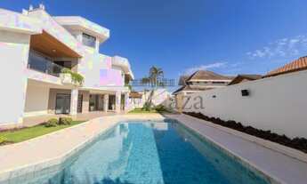 Imagem 2: Casa de condomínio sobrado para venda tem 720 metros quadrados com 4 quartos