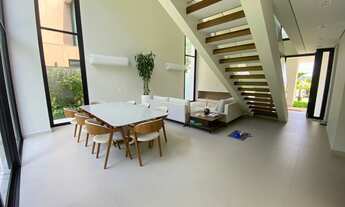 Imagem 2: Casa de condomínio para aluguel tem 296 metros quadrados com 3 quartos