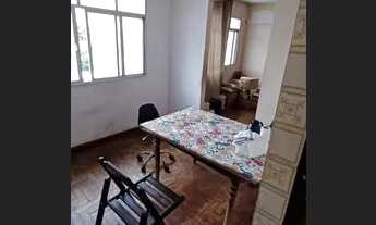 Imagem 3: Alugo quarto com banheiro 750 centro