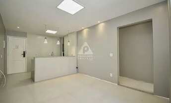 Imagem 4: Apartamento reformado de 2 quartos colado no metrô do Largo do Machado