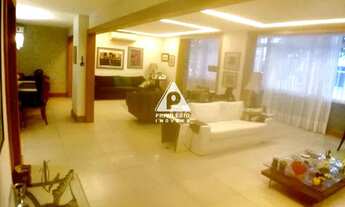 Imagem 7: Aires Saldanha 4 Quartos (Sendo 2 Suítes), Totalmente Reformado, 238m², Vaga