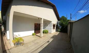 Imagem 2: Casa para venda possui 400 metros quadrados com 4 quartos em São Francisco - Serra - ES