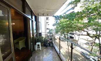 Imagem 3: Privilegio Imoveis vende, Irving, sala de jantar, varanda frontal, com vista lateral mar