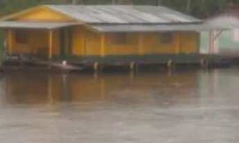 Imagem: Flutuante careiro da várzea