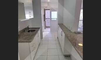 Imagem 6: Apartamento 67m² com 2 dormitórios, repleto de armários, disponível para locação no Empres