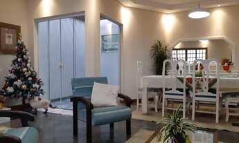 Imagem: EXCELENTE CASA COM 3 DORMITÓRIO SENDO 1