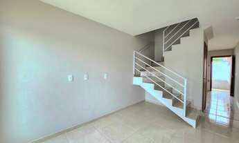 Imagem: Sobrado geminado com 59m² localizado no