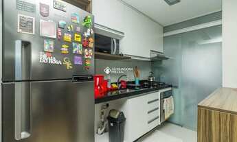 Imagem 6: Excelente apartamento em bairro tranquilo de 2 dormitórios, andar alto com uma vaga