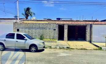 Imagem 2: Casa Térrea para Locação em Maceió, Feitosa, 3 dormitórios, 2 suítes, 4 banheiros, 2 vagas
