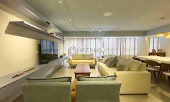 Imagem 2: Apartamento com varanda e vista mar, reformado, beira mar da Praia das Pitangueiras, Guaru