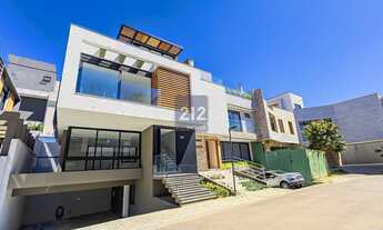 Imagem 2: CASA EM CONDOMÍNIO FECHADO COM EXCELENTE ACABAMENTO, RECÉM FINALIZADA E PRONTA PARA MORAR