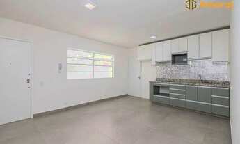 Imagem 7: Apartamento espaçoso e reformado no Alto da XV com 160m² 2 quartos 1 suíte 1 vaga - Centro