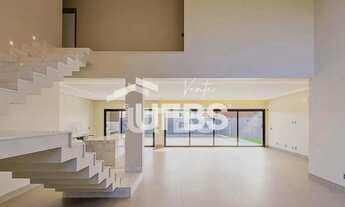 Imagem 3: Imóvel para venda possui 317 metros quadrados com 4 quartos em Jardins França - Goiânia