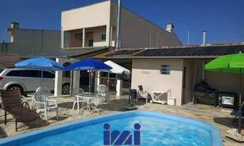 Imagem: Sobrado com piscina faixar mar