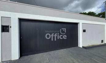 Imagem: Casa com 3 dormitórios para alugar, 184