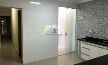 Imagem 4: Seu Novo Lar no Tatuapé! Casa de 70m² com Sala, 2 Dormitórios e 1 Vaga de Garagem