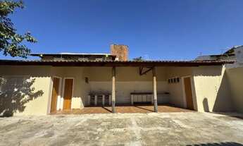 Imagem 6: Sobrado Espaçoso e Aconchegante no Coração do Setor Jaó