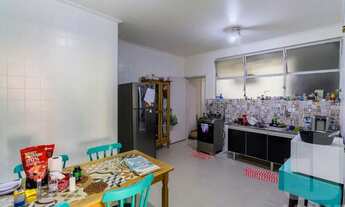 Imagem 6: Apartamento amplo e clássico à venda em prédio tradicional