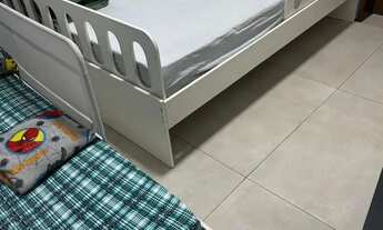 Imagem 5: Casa em condomínio fechado semi-mobiliado com armários planejados e 3 suítes 2 vagas de ga