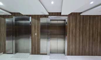 Imagem 2: Sala comercial em área nobre da Freguesia, andar alto, ótima luz natural e vista aberta