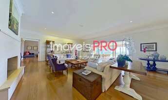 Imagem 5: Casa de Alto Luxo à Venda na Fazenda da Grama :Um Refúgio Perfeito para Sua Família