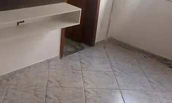 Imagem 3: VENDO OU ALUGO COSTA AZUL APARTAMENTO COM 89M² NO MIOLO DO COSTA AZUL