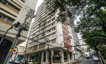 Imagem: Apartamento clássico e atemporal no coração