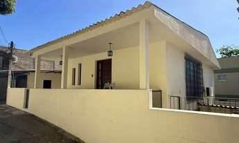 Imagem 4: CASA 3 DORMITÓRIOS 4 BANHEIROS 4 VAGAS 1 SUÍTE, PÁTIO NO BAIRRO MEDIANEIRA PORTO ALEGRE/RS