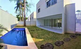 Imagem: Casa de condomínio em Rua Manuel Ribeiro